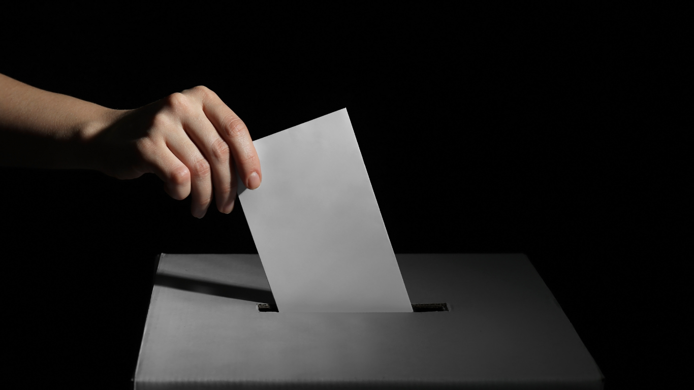 Cream Green Modern Illustrated Company Meeting Instagram Post - 1