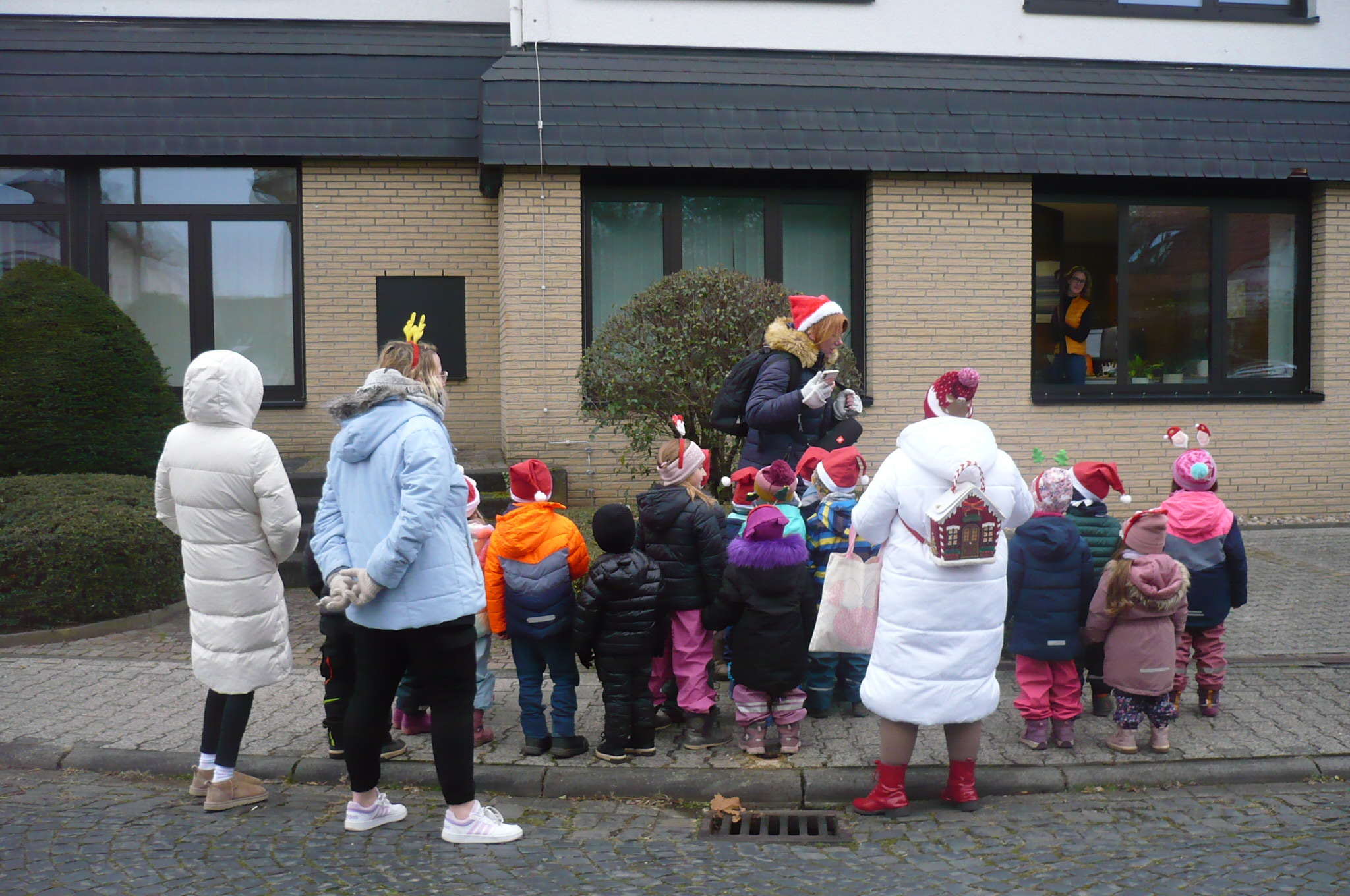 Weihnachtssänger der Kita Hassel-Bande