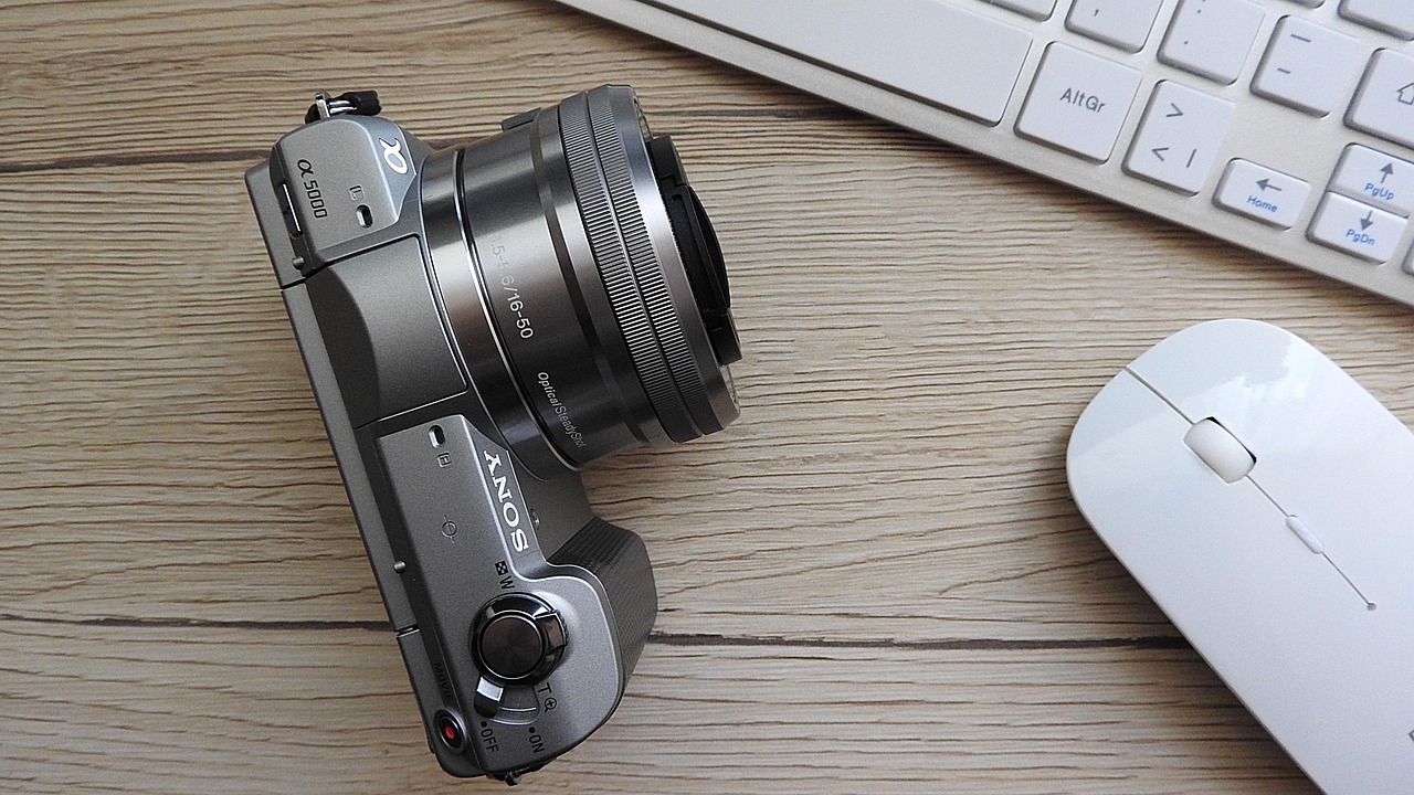 Kamera mit Maus und Tastatur